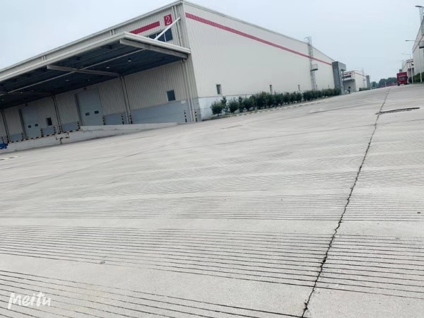 出租江苏无锡高标准仓库10000平，1500平起分割