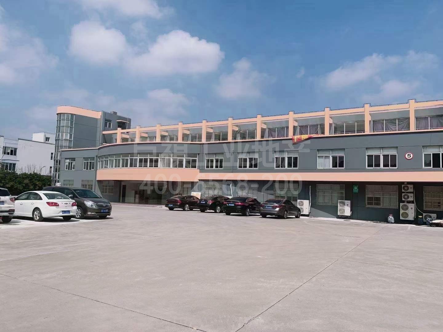 独院占地16.5亩厂房11047平，空地大可停100辆车