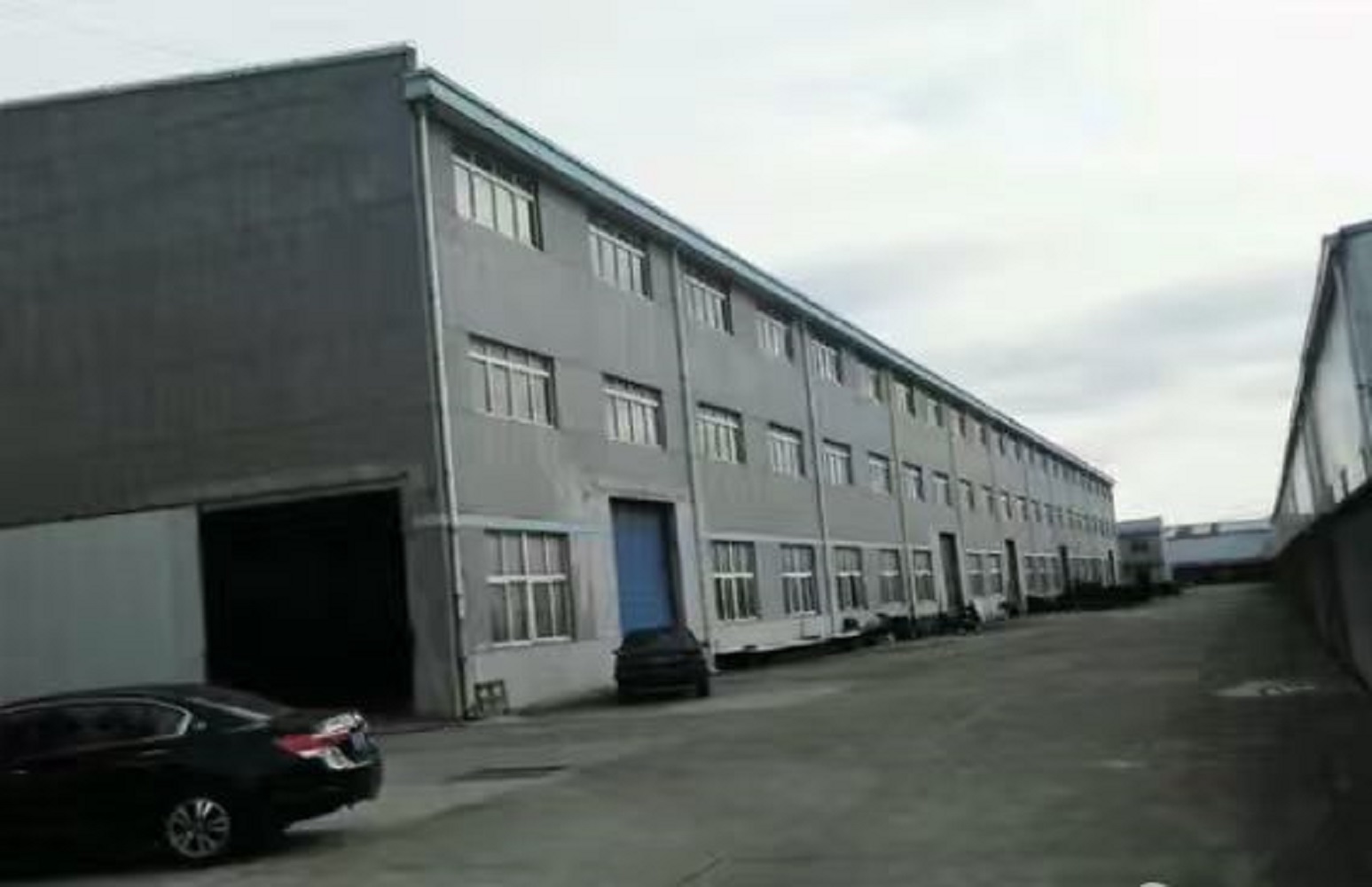 �����ɽ��������1905ƽ����0.7Ԫ