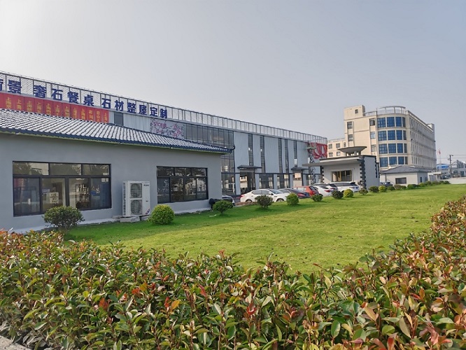 ����ζ��ƶɵ��㳧��5119ƽ���ף���14�״��г�