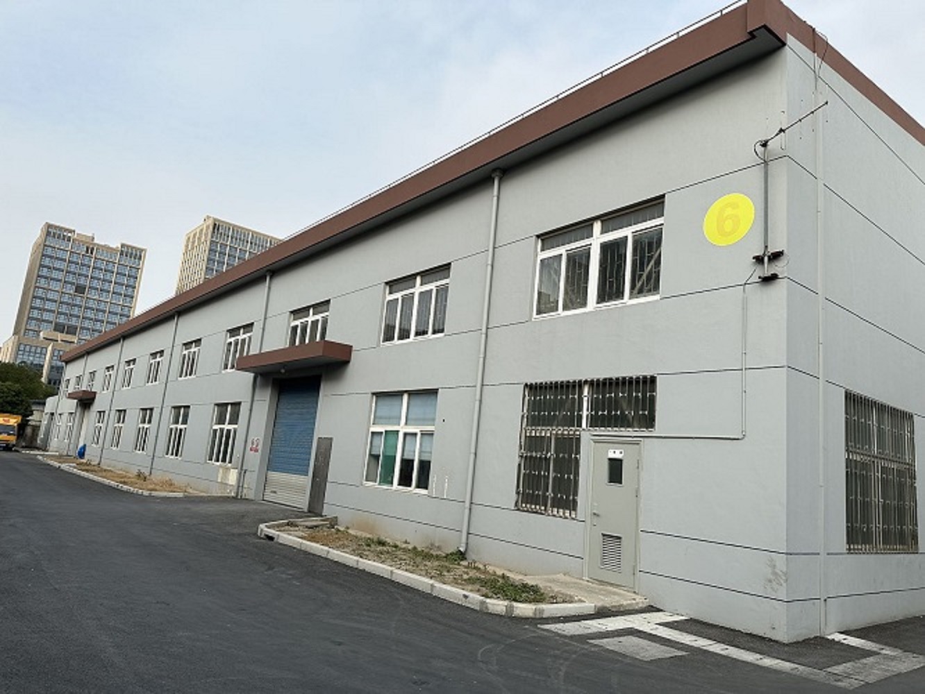 ����������ŵ��㳧��900ƽ���ף���8.5��