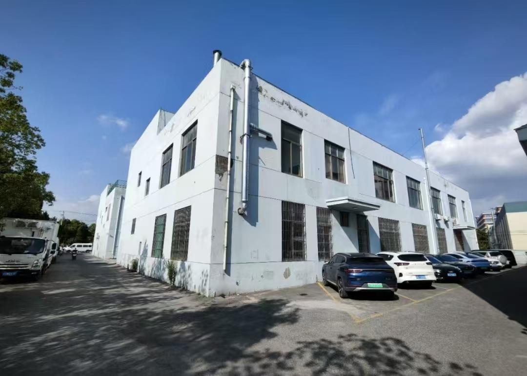 �����ɽ���ͤ����˫��1900ƽ104�ؿ�