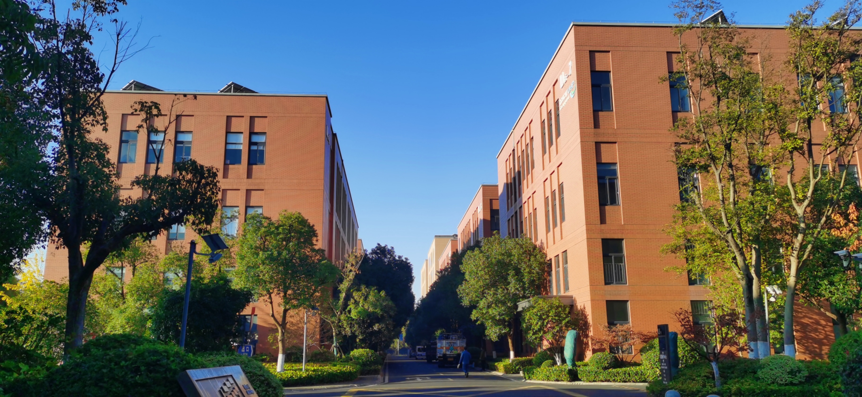 ⱦɽ¥1200ƽ칫Ѹã4.5״